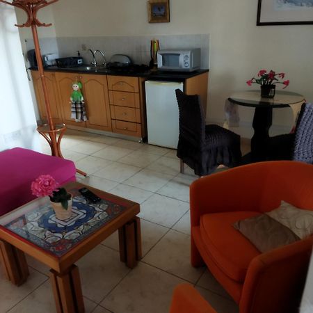Anastasia Holiday Apartments Пафос Екстериор снимка