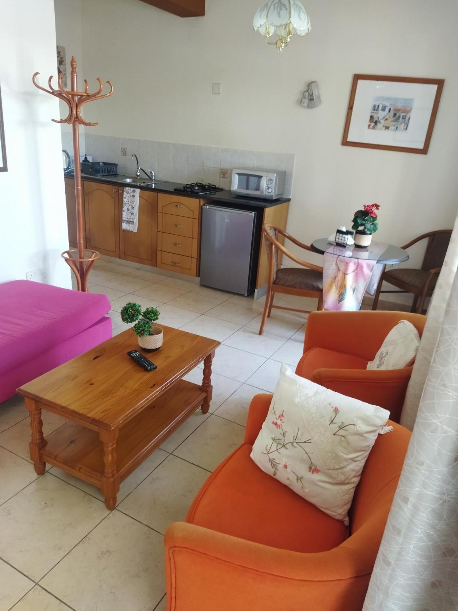 Anastasia Holiday Apartments Пафос Екстериор снимка